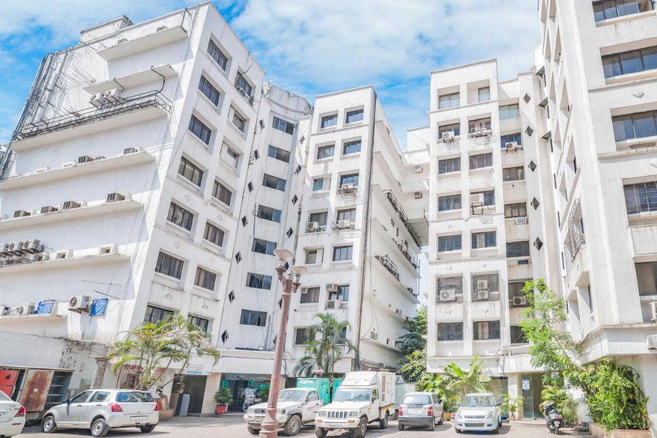 Oxford Hotel Powai ムンバイ エクステリア 写真
