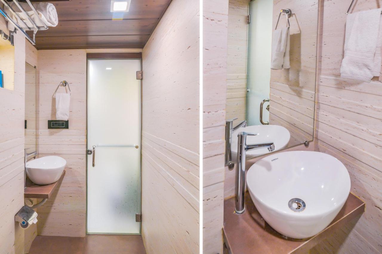 Oxford Hotel Powai ムンバイ エクステリア 写真